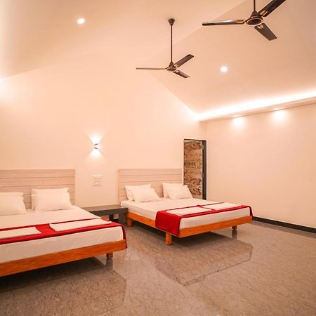 Kings Resort Dandeli Eksteriør bilde