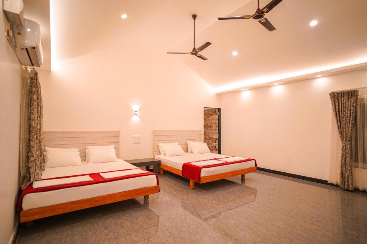 Kings Resort Dandeli Eksteriør bilde